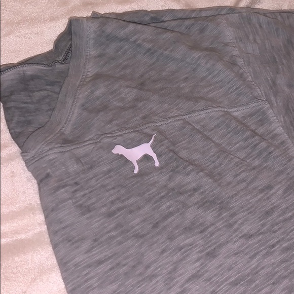 Grey Victoria secret/pink tee shirt - Picture 4 of 5